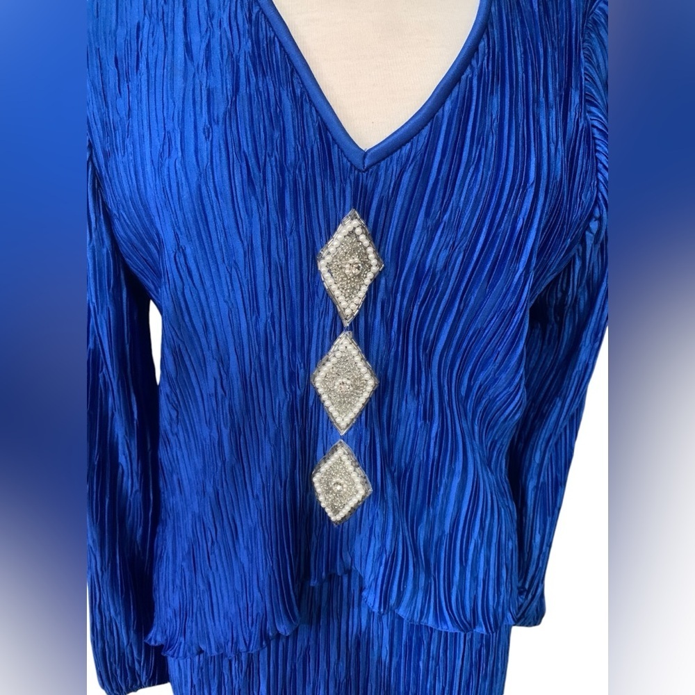 ❤️Vintage After Dark blue pleated v neck dress with beaded diamonds size 13/14 - Picture 3 of 9
